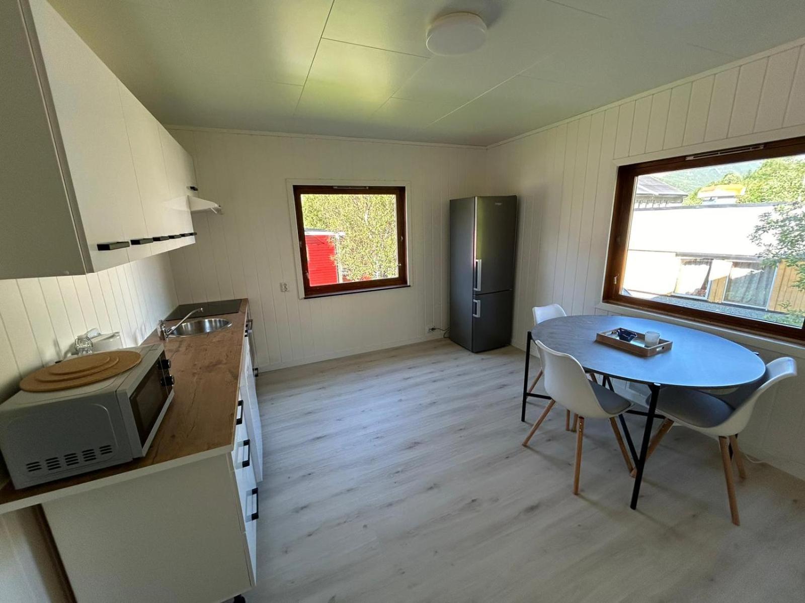 Ferrytale, Cozy, Spacious House On Senja Gryllefjord Esterno foto